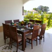 La salle extérieure